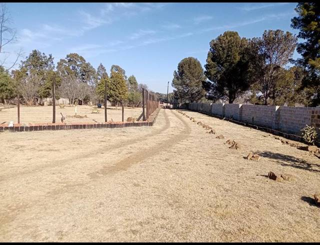 FARM FOR SALE IN WALKER'S FRUIT FARMS